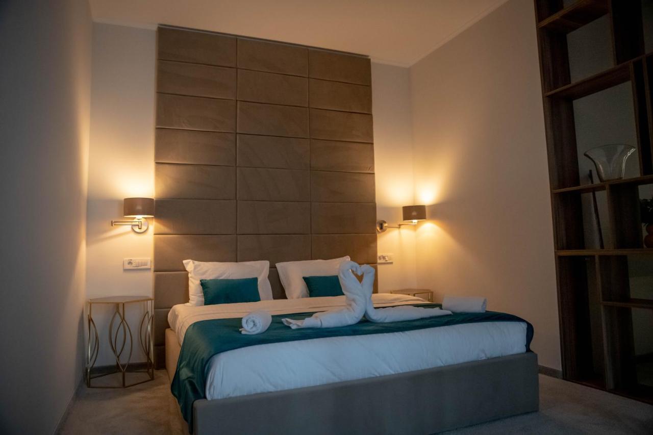 Unique Garden Hotel Brăila Dış mekan fotoğraf