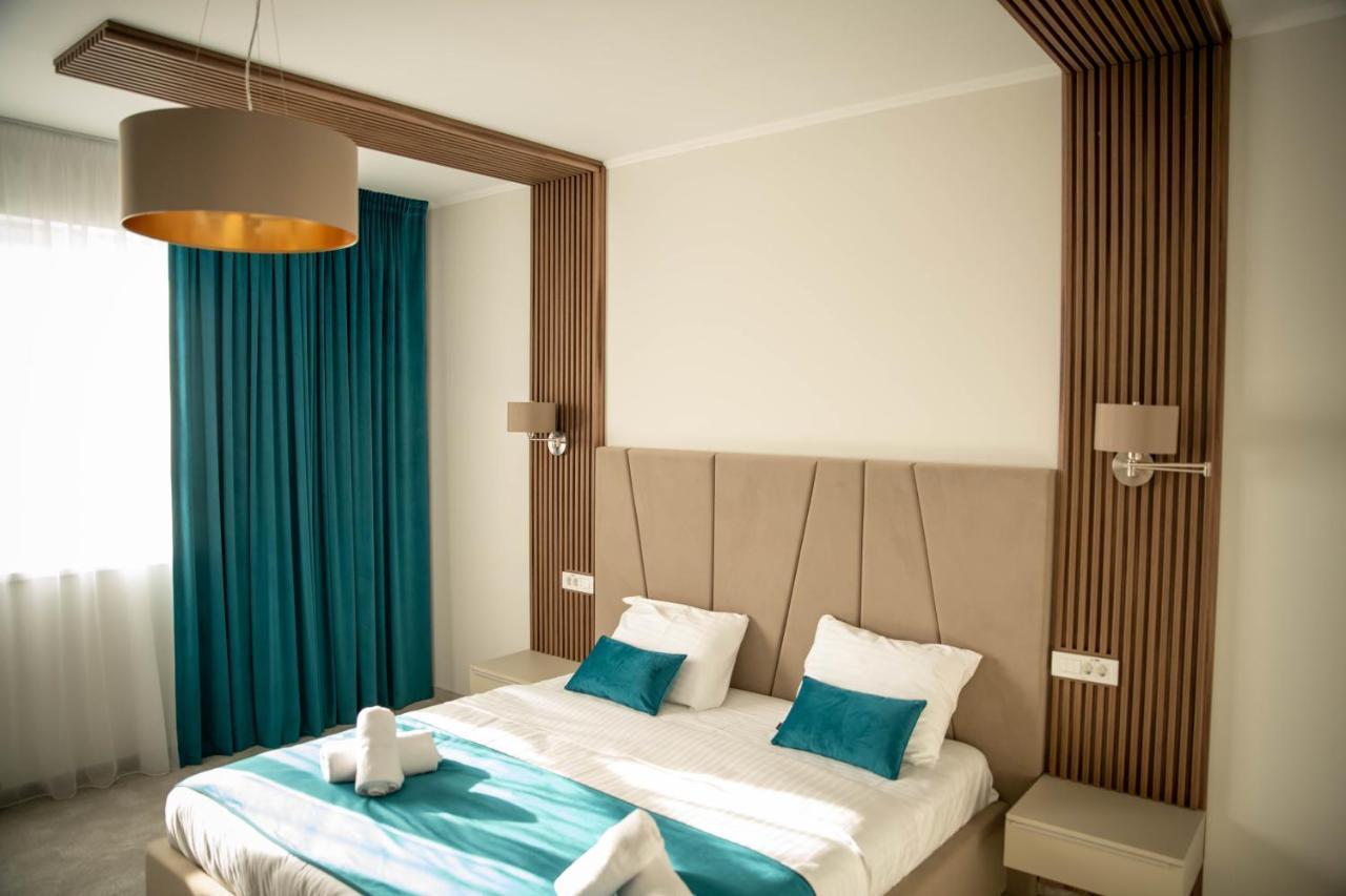 Unique Garden Hotel Brăila Dış mekan fotoğraf