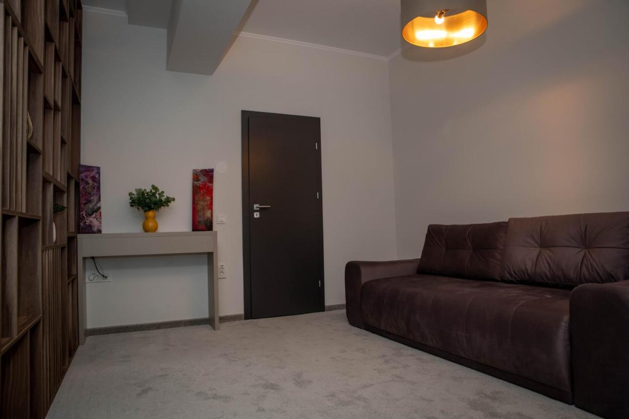 Unique Garden Hotel Brăila Dış mekan fotoğraf